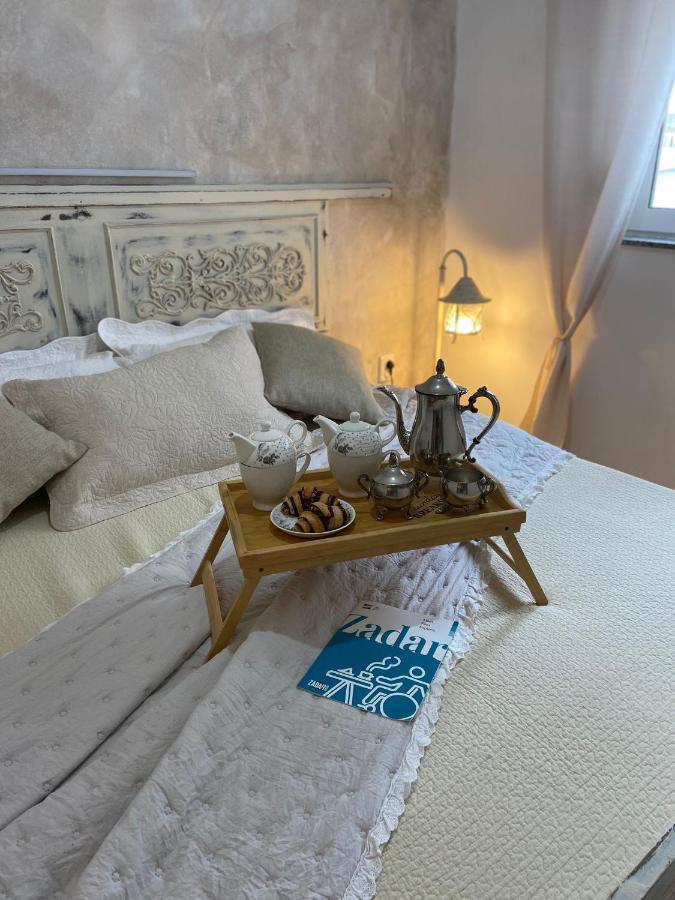 Apartman Ksenija Zara Esterno foto