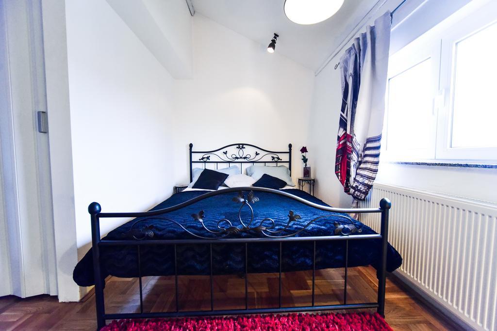 Apartman Ksenija Zara Esterno foto